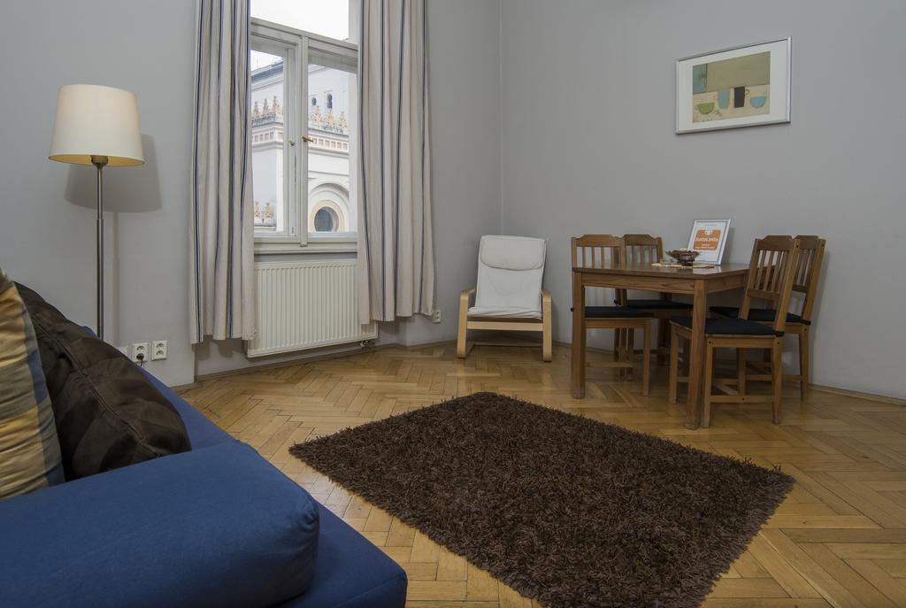 Apartment Dusni Prága Szoba fotó